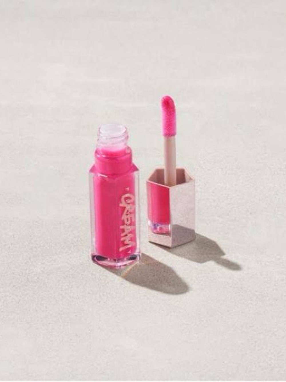 ✨NEW FENTY BUBBLE BINGE GLOSS BOMB✨